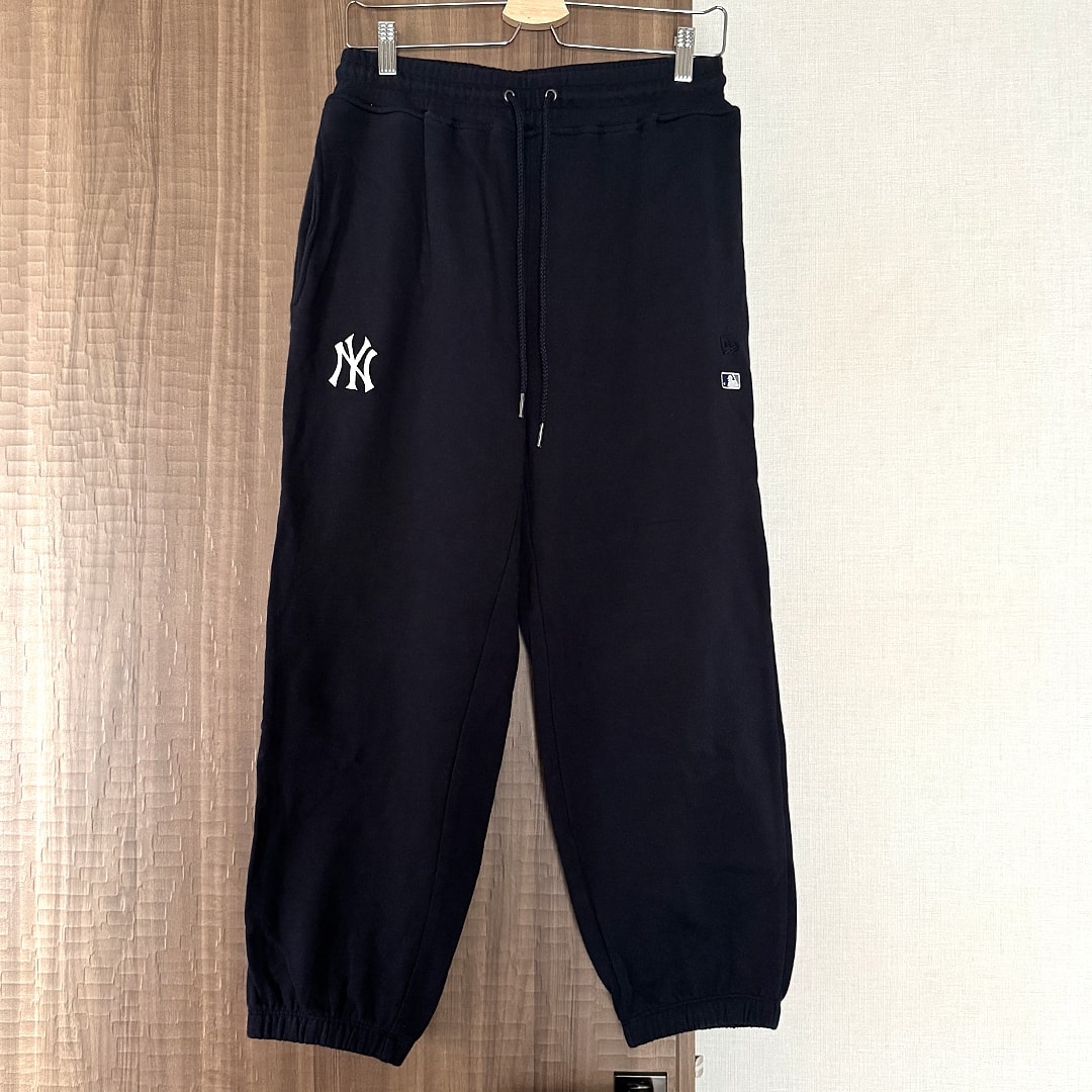 【1回着用】NEWERA(ニューエラ) NYヤンキース ジョガーパンツ ネイビーM