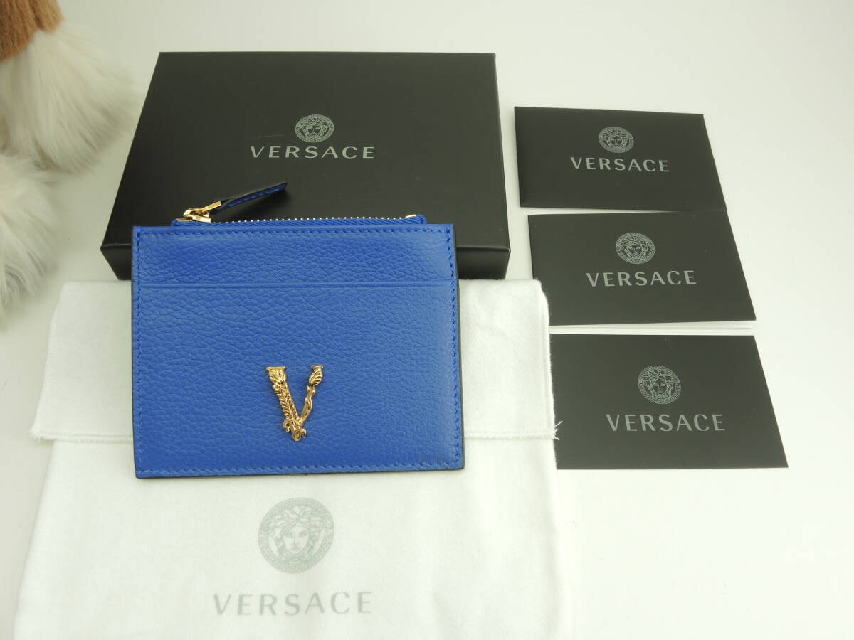 ヴェルサーチ カード用ポケット付コインケース Vロゴ レザー青 フラグメントケース 財布 新品@ 3
