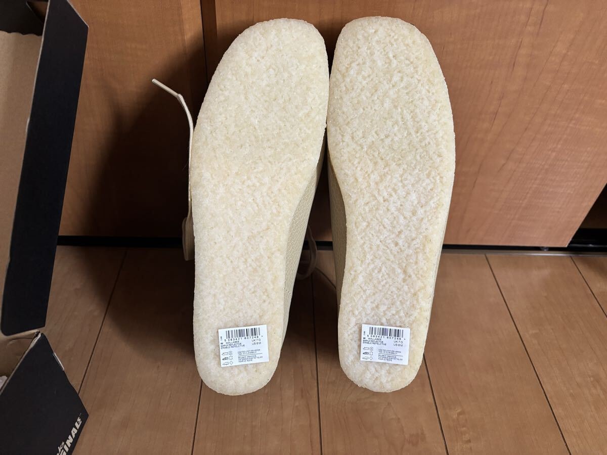 25SS supremeコラボのクラークス【ベージュ】