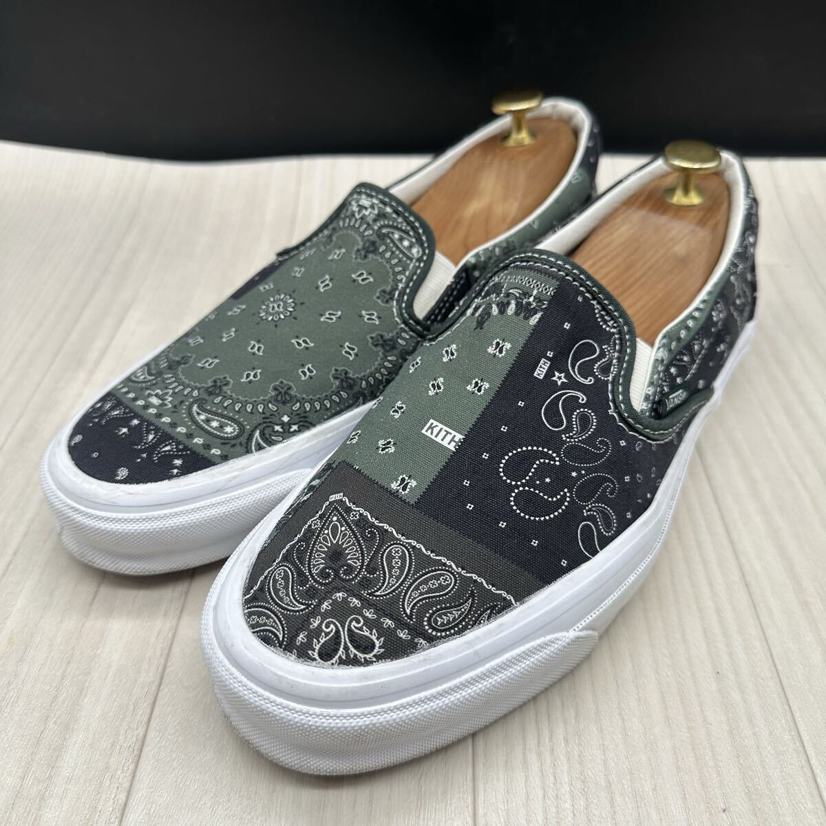 【美品】 VANS コラボ キス スリッポン ペイズリー 27 グリーン