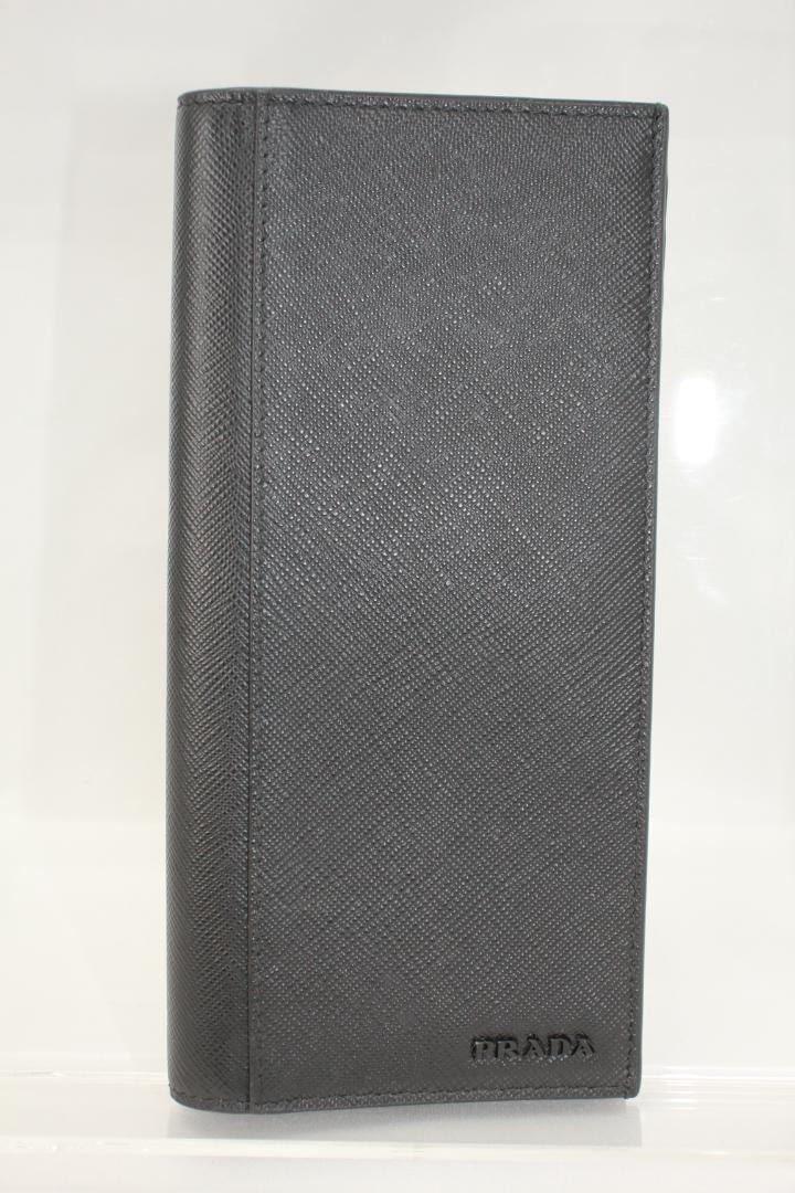 未使用に近い】PRADA 2MV836-SAFF/NER プラダ 二折長財布 型押
