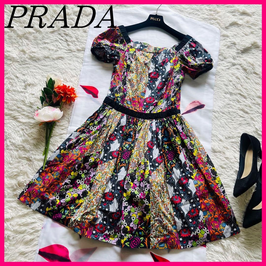 【美品】PRADA 膝丈ワンピース フレア 花柄 半袖 36 S 総柄 プラダ holiday&brown ホリデーアンドブラウン