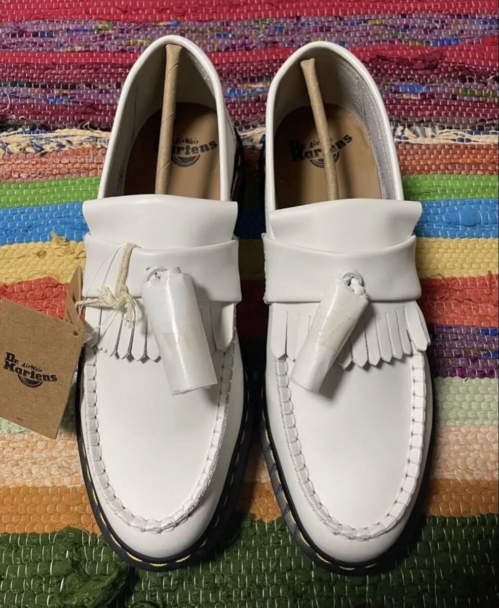 A+ (新品・未使用(ワケあり))】Dr.Martens ADRIAN ホワイト