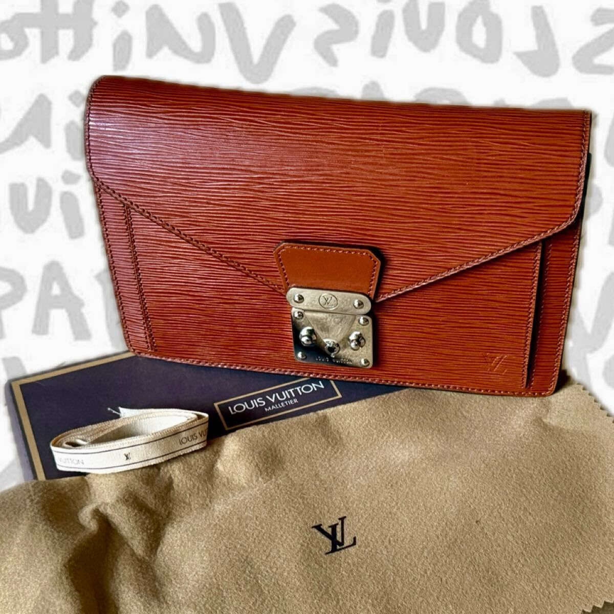 LOUIS VUITTON ルイ ヴィトン エピ セリエ ケニアブラウン