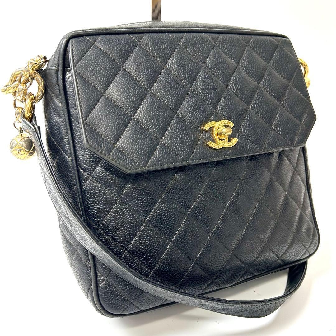 シャネル マトラッセ キャビアスキン　ターンロック　ショルダーバッグ