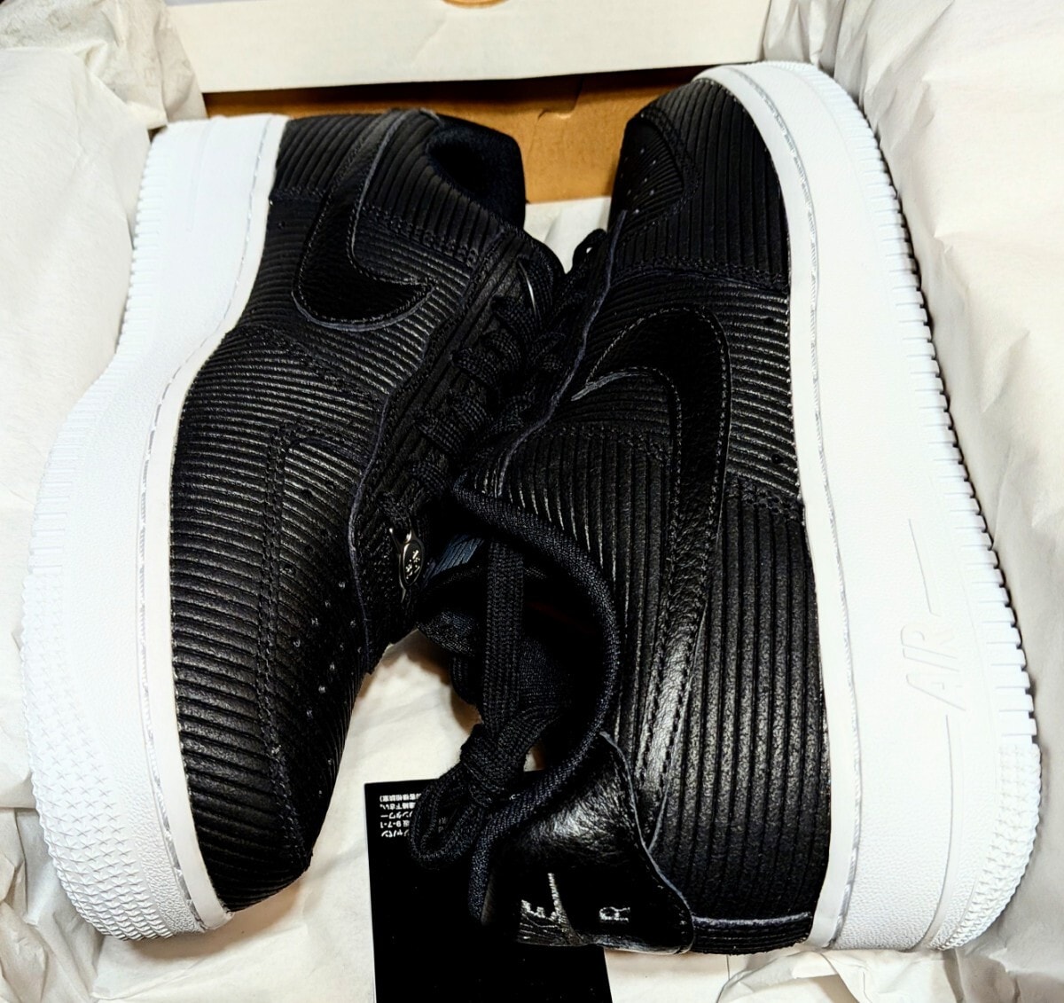 ☆送料込■新品26.0cm■ナイキ エア フォース 1 07 ブラック/ホワイト/メタリックシルバー【定価.181500円】