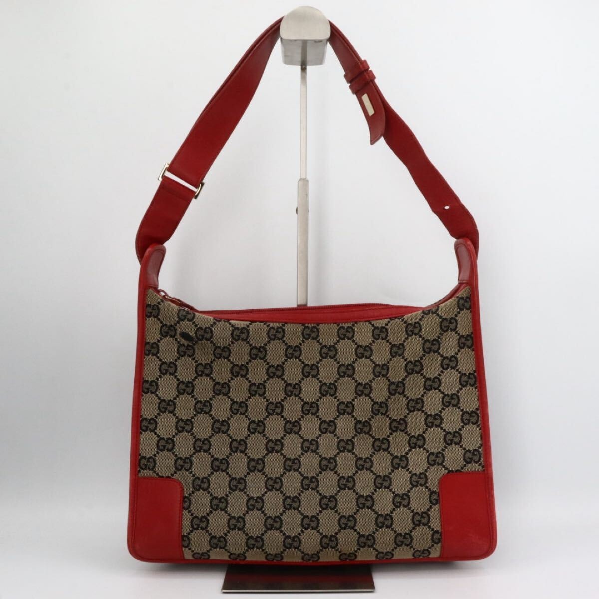 GUCCI 美品　グッチ　GGキャンバス　ショルダーバッグ　ベージュ　レッド