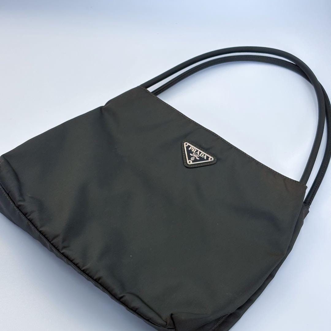 極美品PRADAナイロンテスートショルダーハンドバッグ ブラック系 三角ロゴ定番