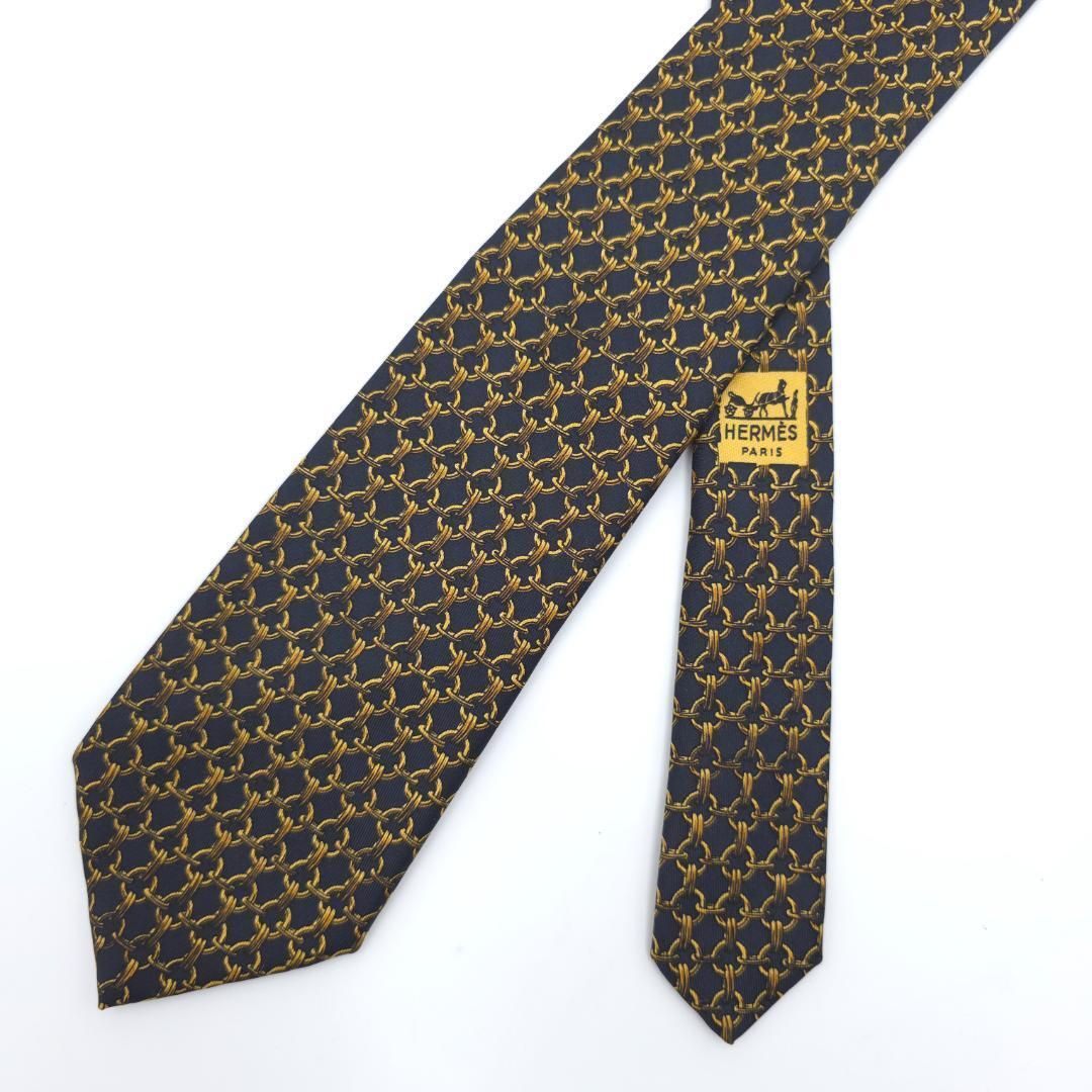 エルメス　HERMES ネクタイ　未使用 新品・未使用(ワケあり)】未使用 HERMES エルメス 総柄 ネクタイ