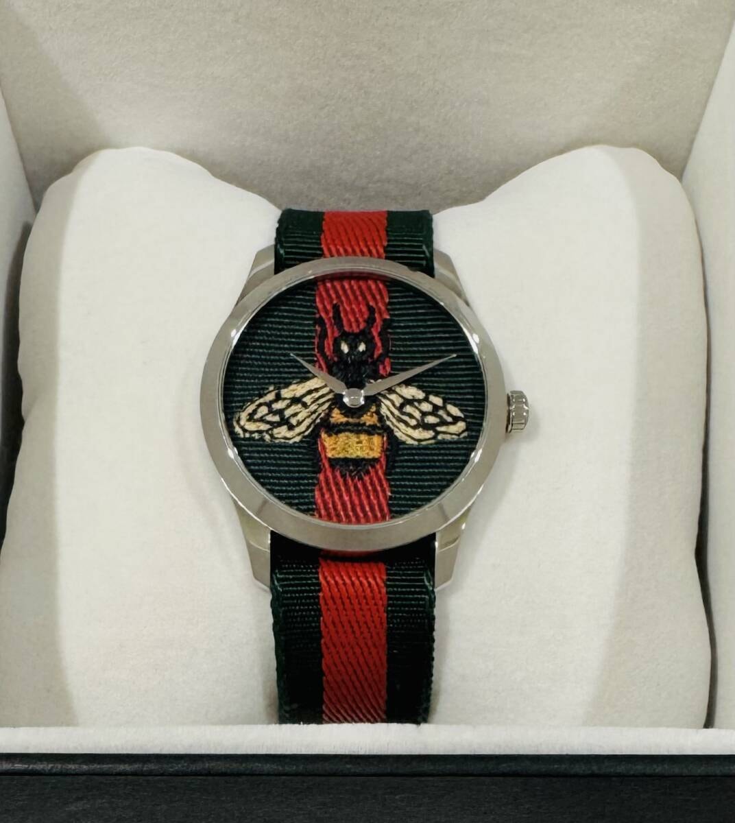 タイムセール！【希少★美品】GUCCI グッチ Gタイムレス 腕時計 ル マルシェ デ メルヴェイユ Bee 蜂 ウェブストライプ YA1264060A 稼働