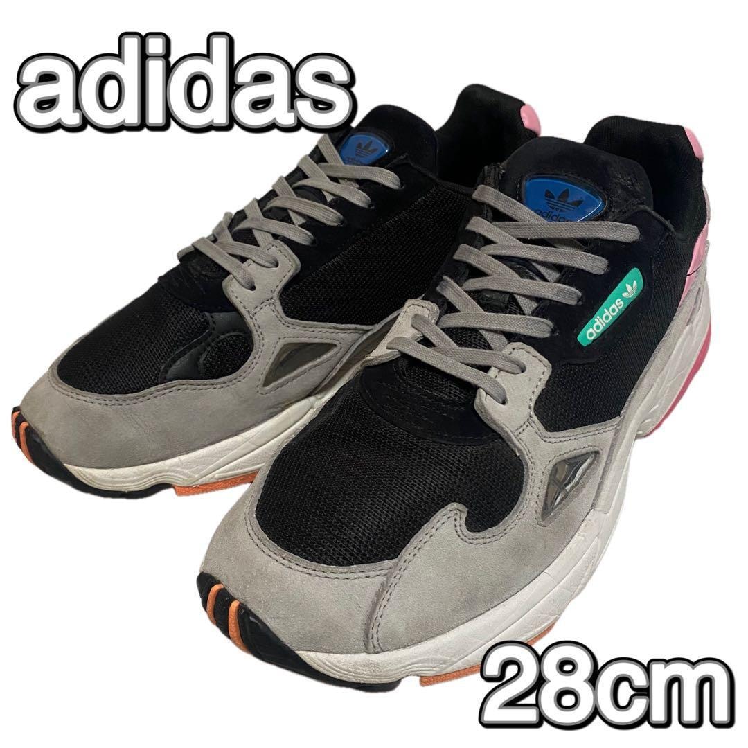 アディダス ウィメンズ ファルコン "ライト グラナイト"