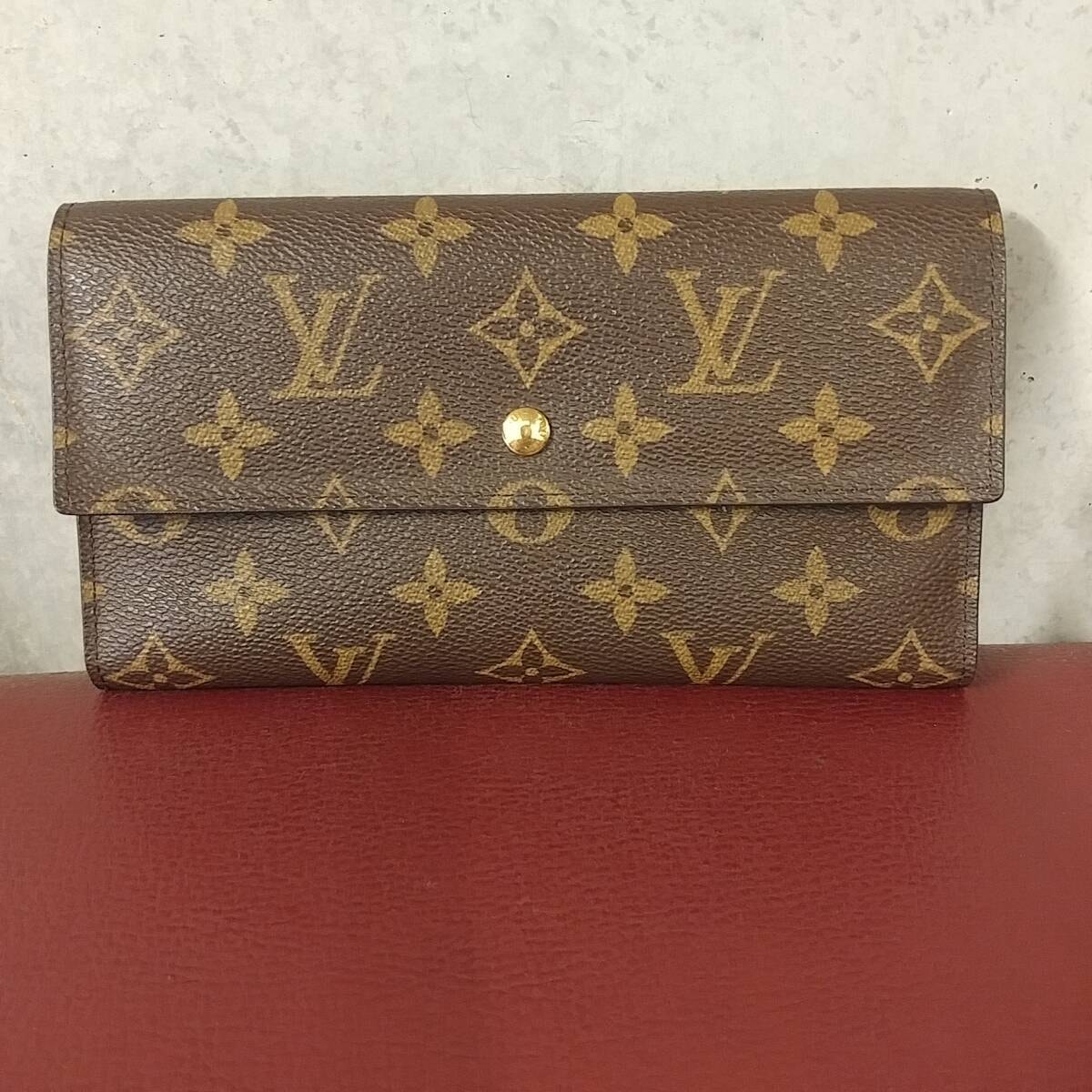 LOUIS VUITTON ルイヴィトン モノグラム ポルトトレゾール インターナショナル M61215 MB0043 箱付き 未使用品 現状 確認用