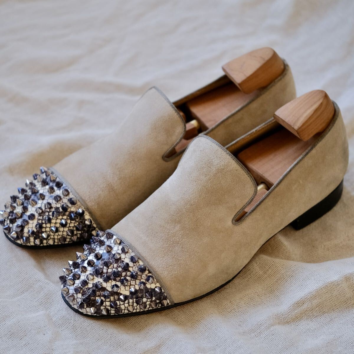 Christian Louboutinコンビスエードスタッズオペラローファー41