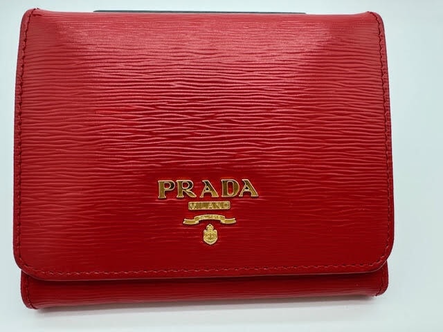 PRADA/プラダ 三つ折りウォレット　美品
