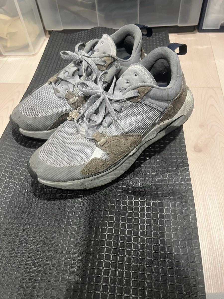 フラグメント デザイン × ナイキ ジョーダン エアケイデンス "グレー"