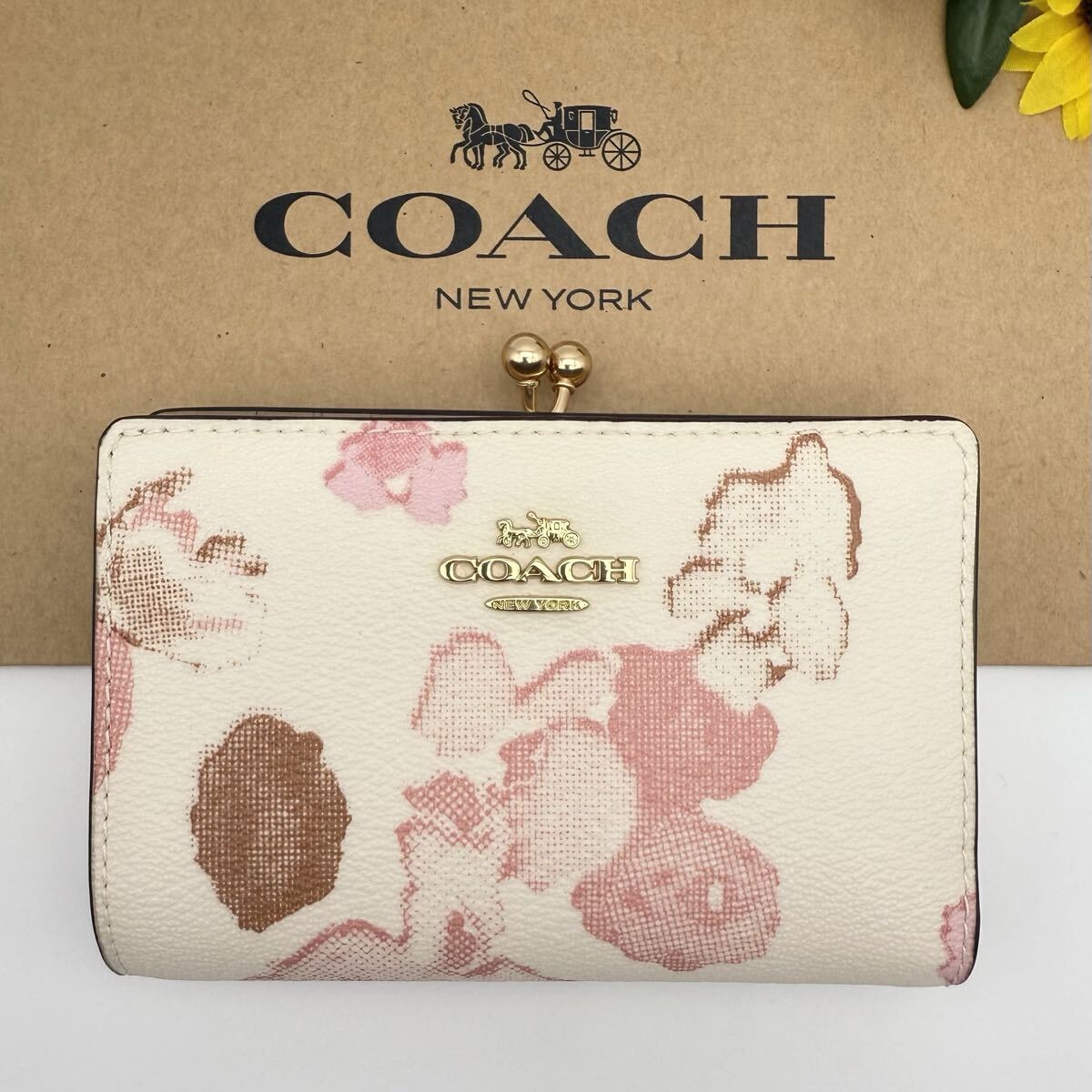 【新品未使用】COACH キスロック ミディアム ウォレット 新品・未使用(ワケあり)】COACH 財布 ☆大人気☆ キスロック
