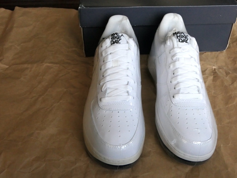 ナイキ エアフォース ロー 