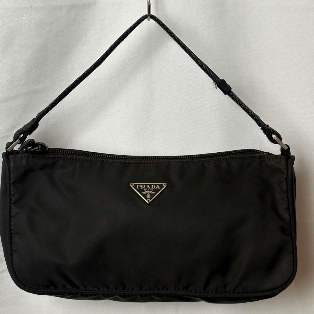 B (目立った傷や汚れなし)】PRADA プラダ 三角ロゴ 金具 ナイロン