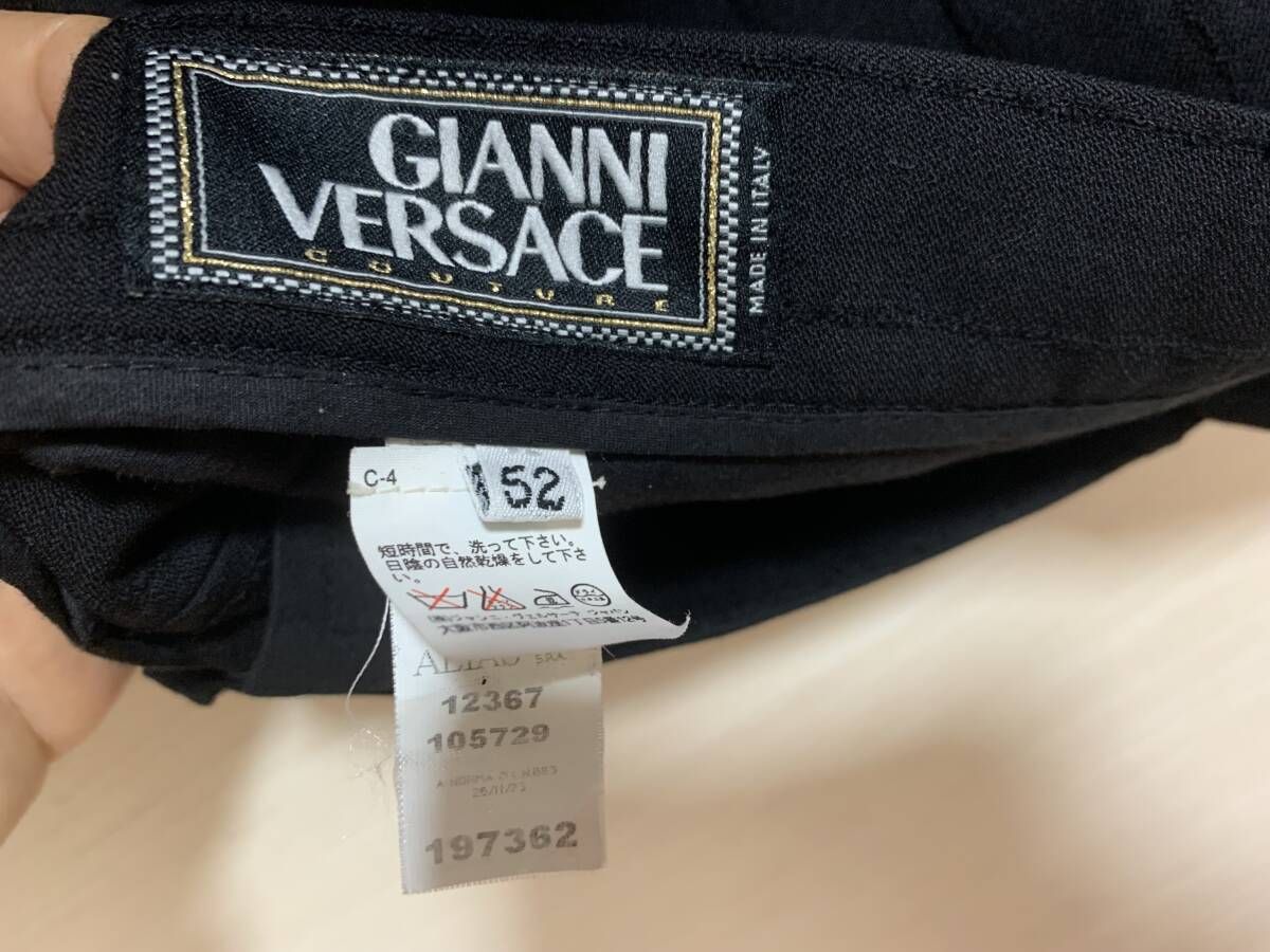 ベルサーチ　スーツ　上下　GIANNI VERSACE