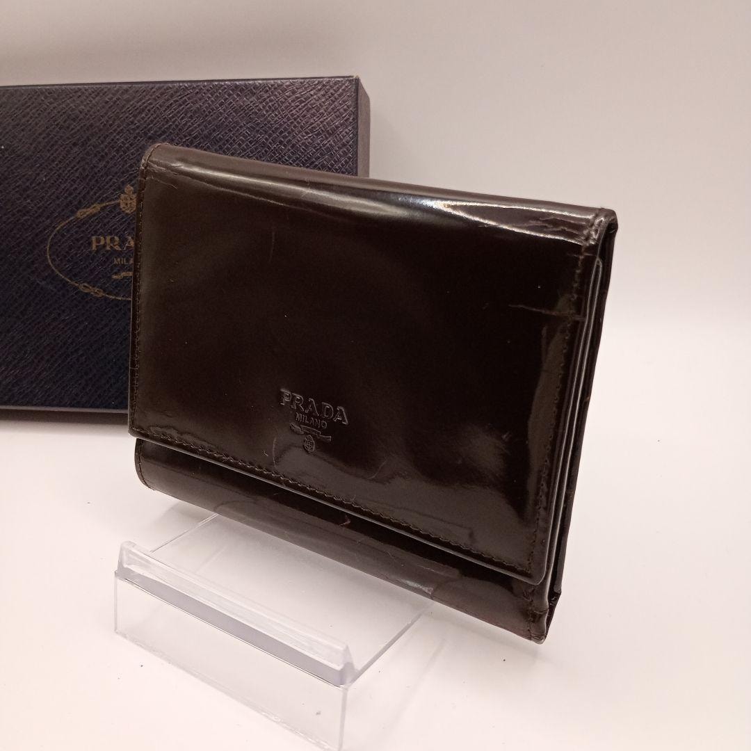 PRADA プラダ 三つ折り 財布 パテントレザー ブラウン 箱付き