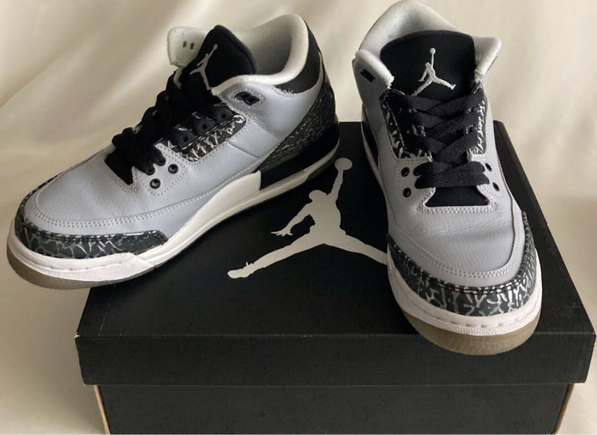 【未使用】箱付きAirJordan 3 レトロ BGウルフグレー メタリック シルバー24㎝
