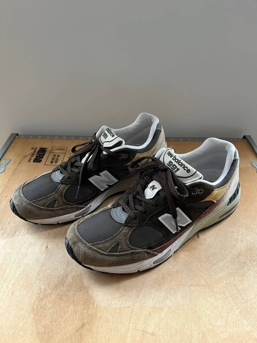 美品！UK New Balance ニューバランス 991 グッドコンディション & サイズ UK9, US9.5 好配色 !