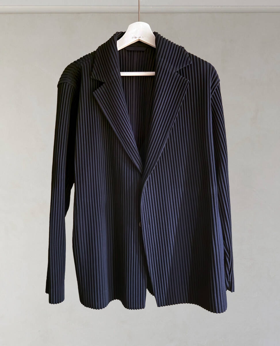 新品・未使用(ワケあり)】限定カラー 新品未使用 イッセイミヤケ