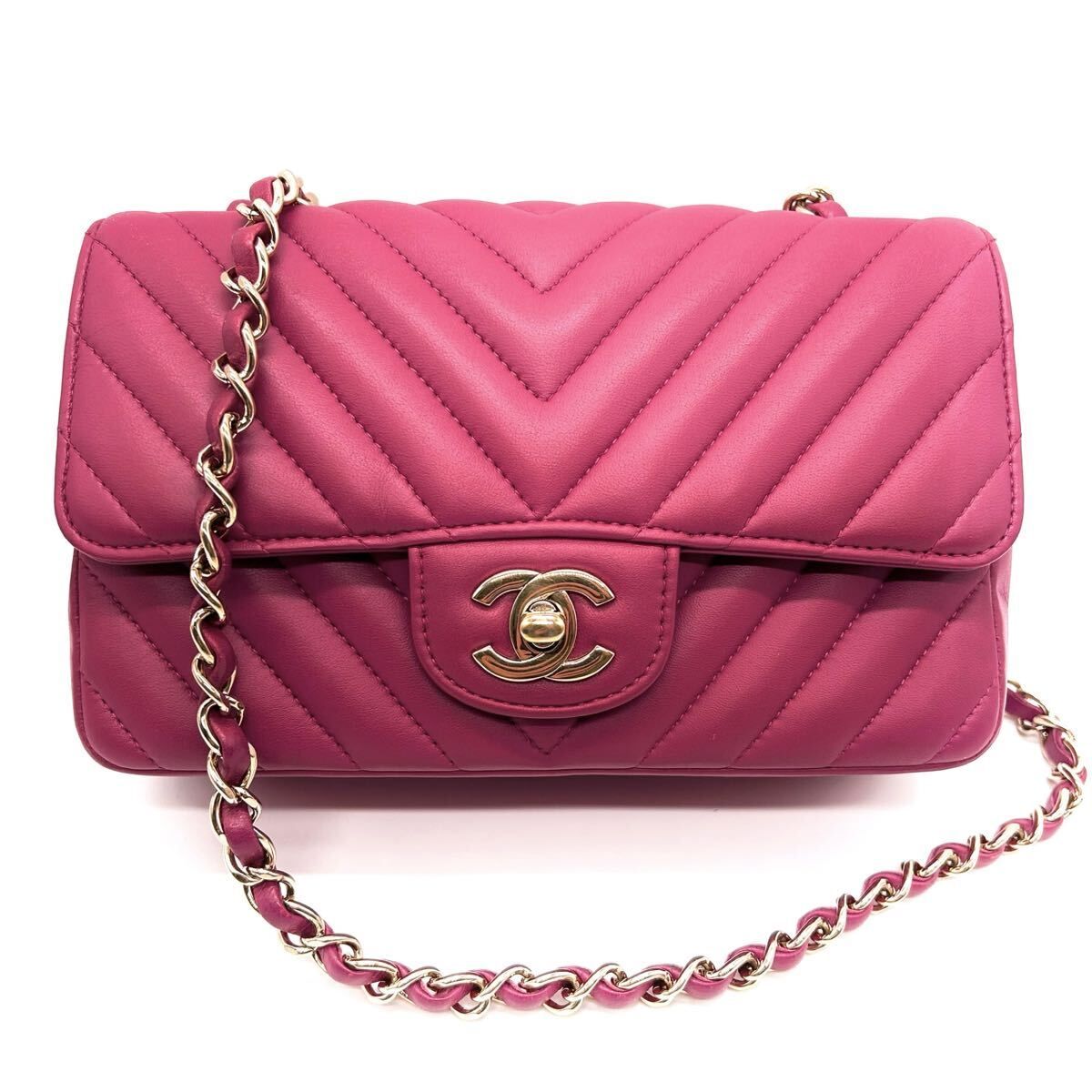 CHANEL シャネル　ラムスキン　チェーンショルダーバッグ　美品　Vステッチ　シェブロン　ミニマトラッセ　パープル　ココマーク ピンク
