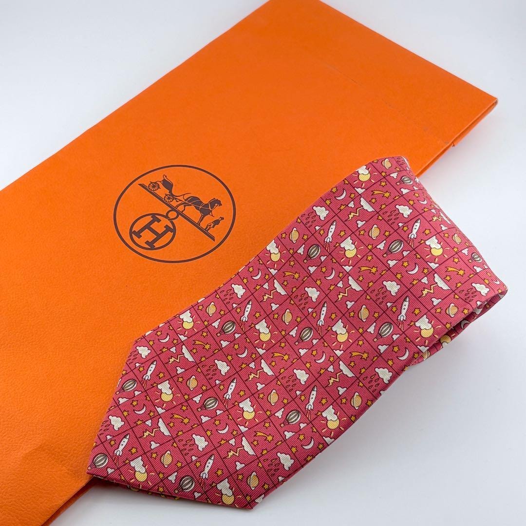 極美品HERMES ネクタイ 宇宙柄 シルク　ロケット惑星柄 袋付S級品