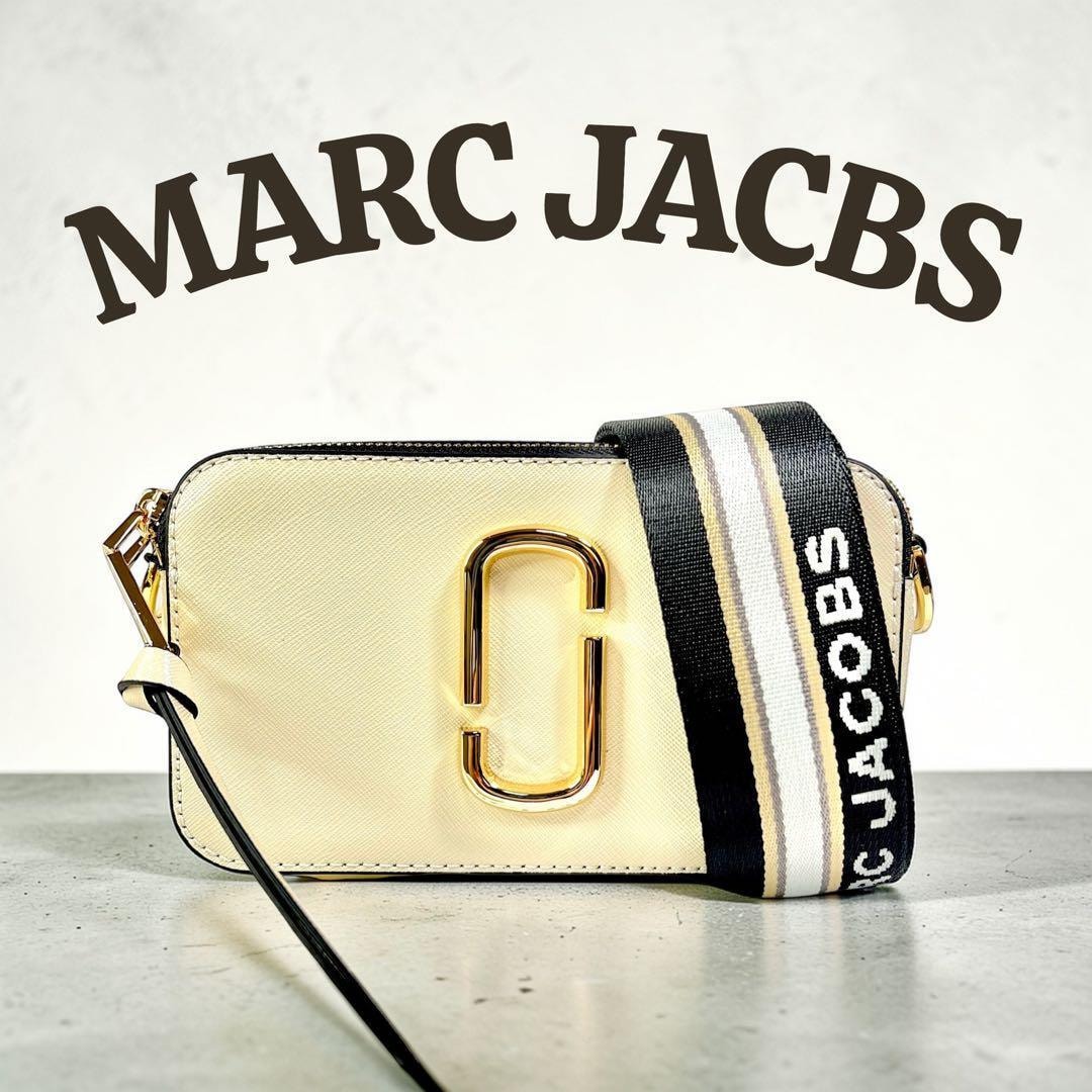 【新品】MARC JACOBS スナップショット カメラバッグ　ショルダーバッグ ホワイト　マークジェイコブス　