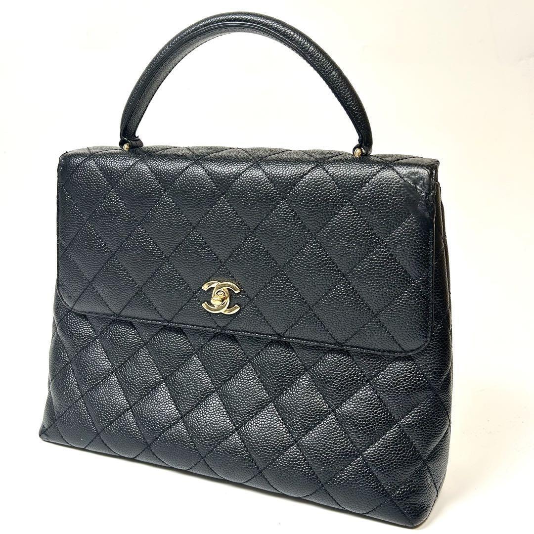 シャネル　キャビアスキン　ターンロック　トップハンドル　バッグ　ブラック