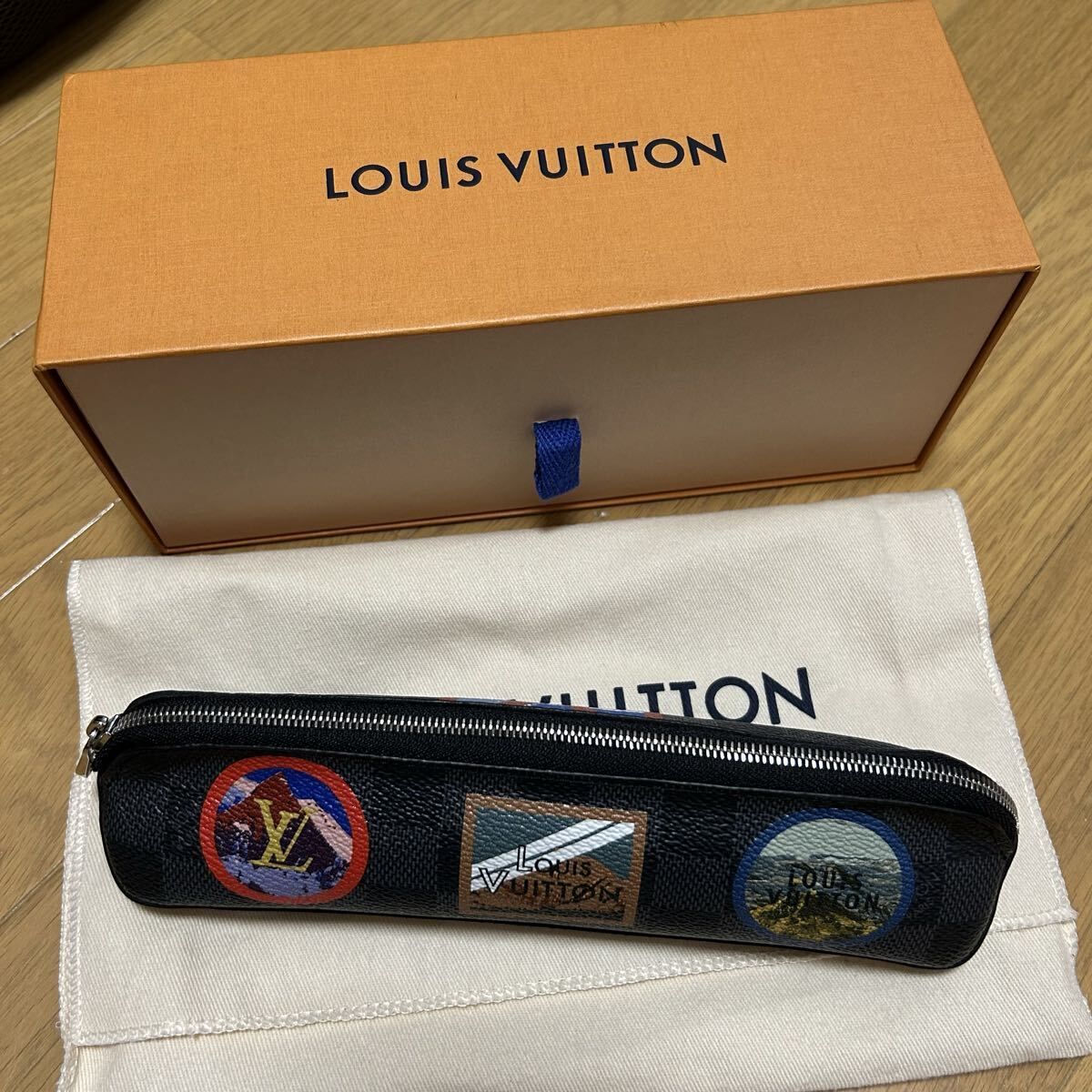 LOUIS VUITTON ルイヴィトントゥルース エリザベットダミエグラフィット ペンケース 筆箱 ペンケース ポーチGI0290 ブラック アルプス