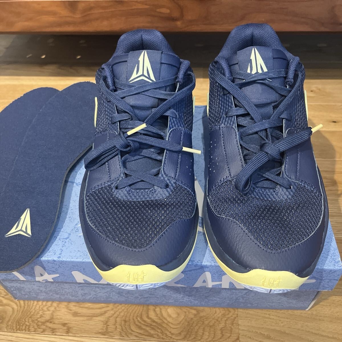 【美中古】NIKE JA1 EP Murray State /Navy Yellow/ 27.5cm