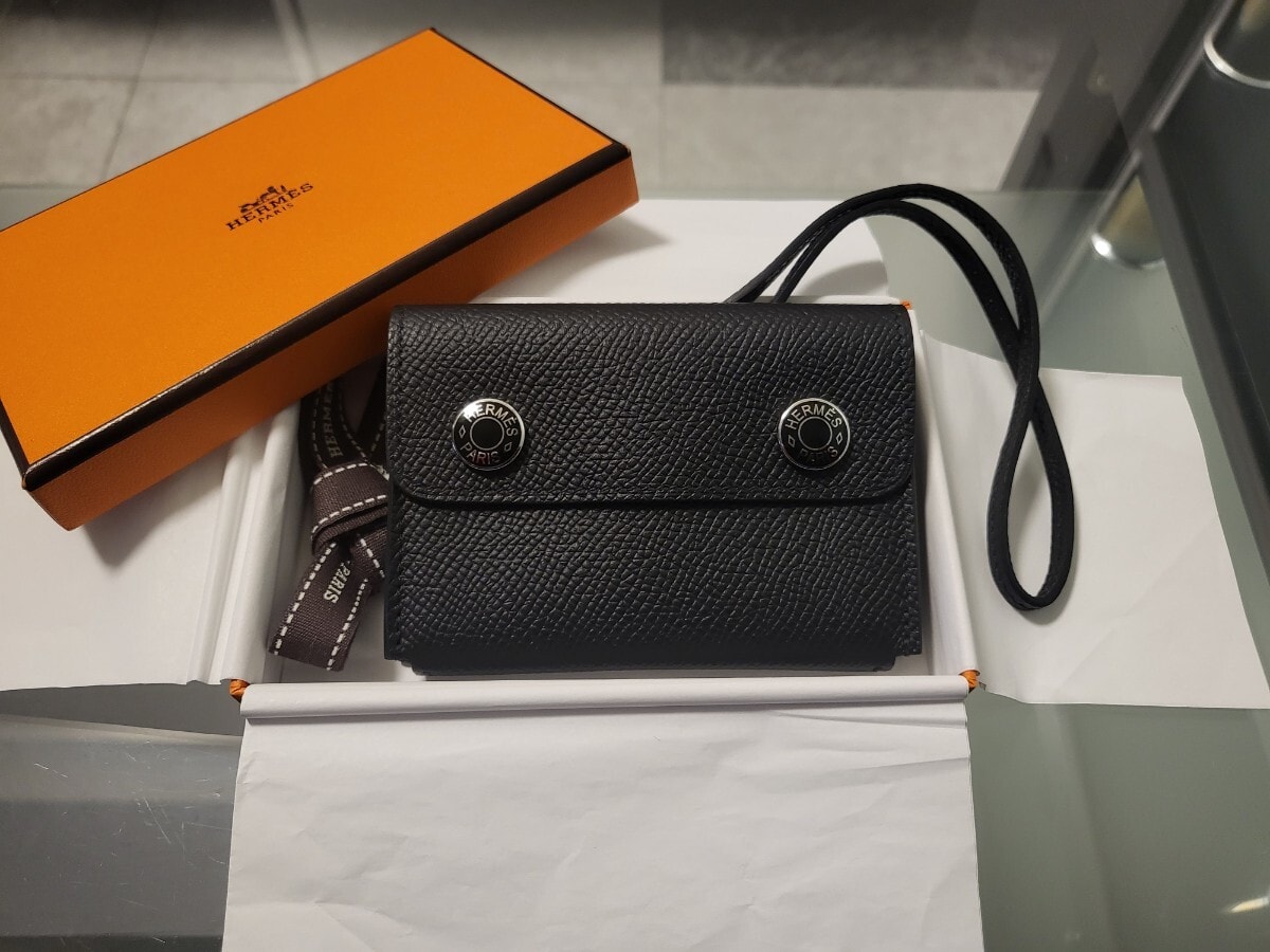 【未使用】エルメス エルメスナップ エプソン Y刻印 カードケース コインケース 黒 ブラック