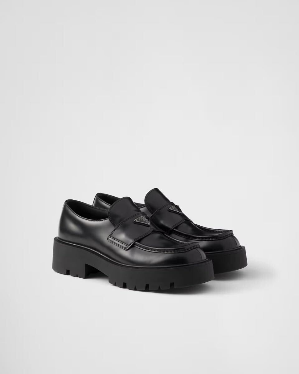 PRADA ブラッシュド レザー ローファー サイズ8 27cm 定価 ￥181500 未使用
