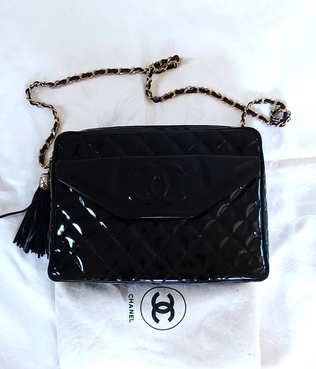 【美品】CHANEL（シャネル） チェーンショルダーバッグ パテントレザー フリンジ
