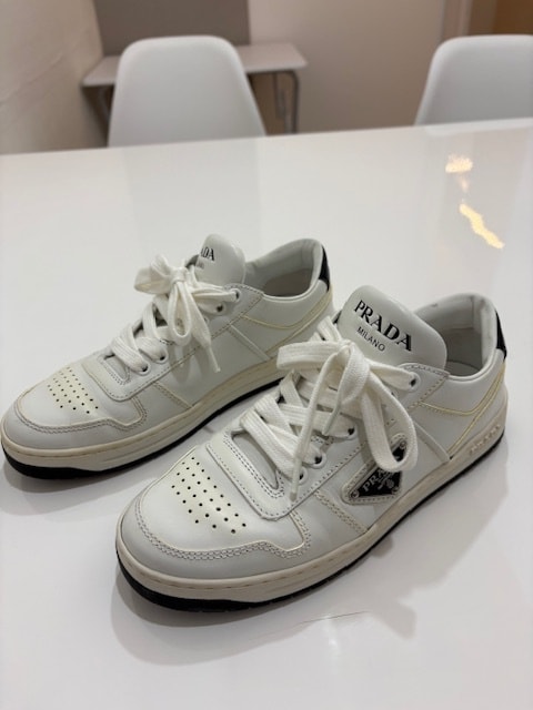 プラダ PRADA ローカットスニーカー ホワイト 三角ロゴ 1E792M 35 1/2