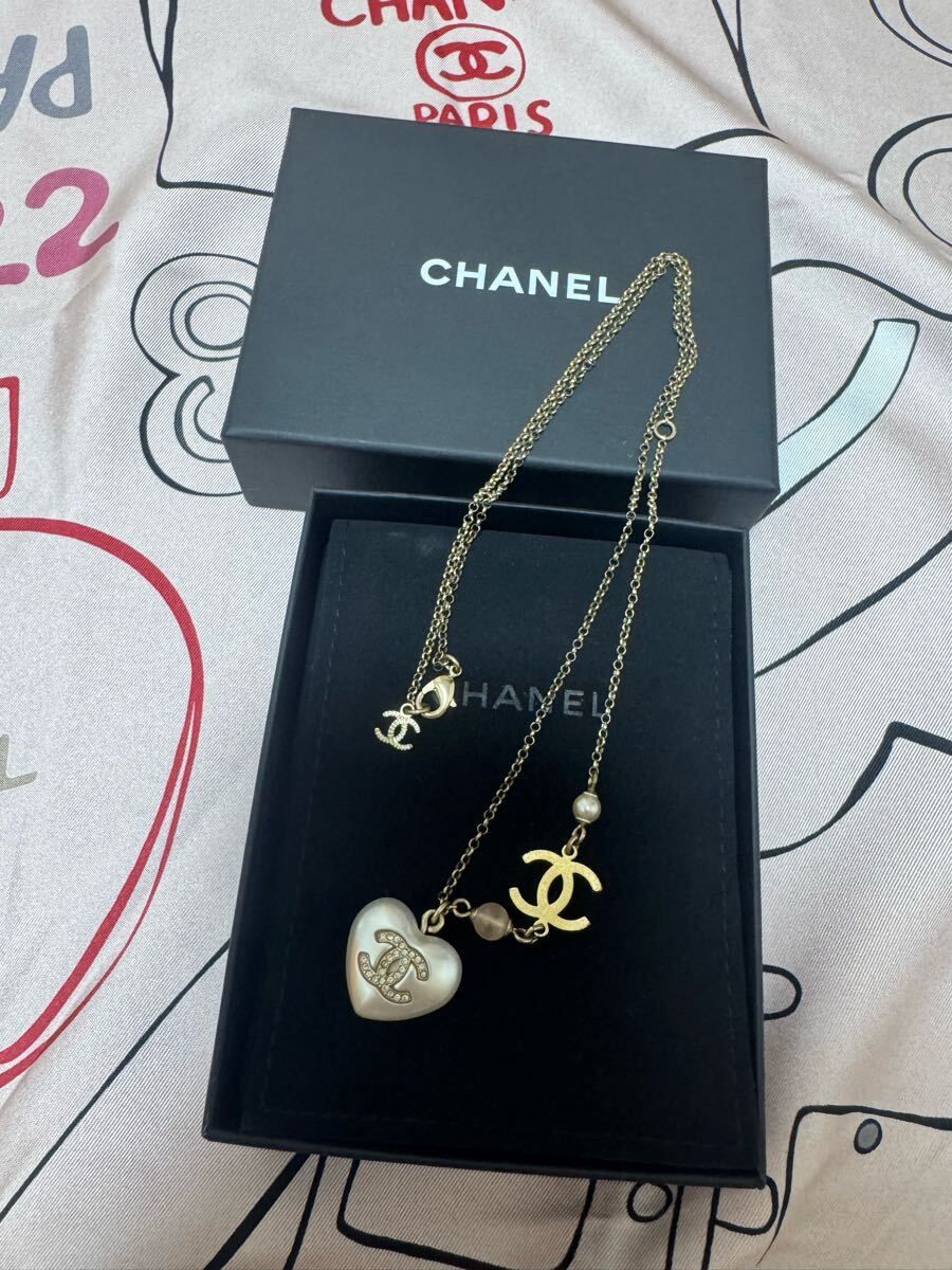 シャネルCHANELココマーク超美品ハート A21パールネックレス シャネル アクセサリー ラインストーン