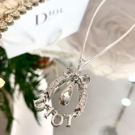 5割引以上販売 J'ADIOR チョーカー メタル・ベルベットリボン お買い物 DIOR チョーカー メタル•ベルベットリボン•クリスタル J’ADIOR ネックレス