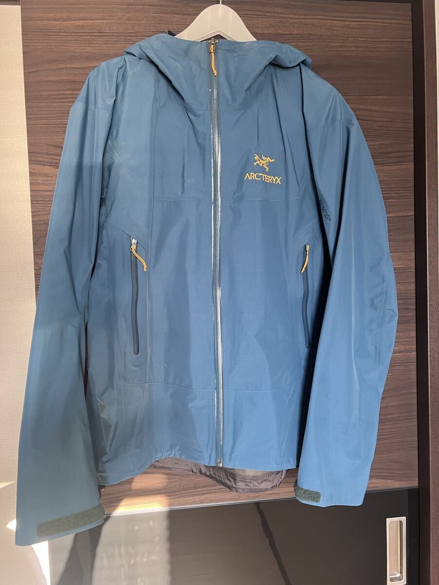 ARC TERYX MACAI JACKET 