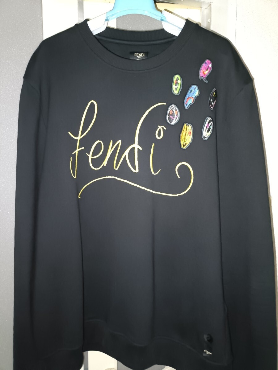 FENDI　スウェット　クルーネック xxxl レアサイズ　美品　刺繍　黒