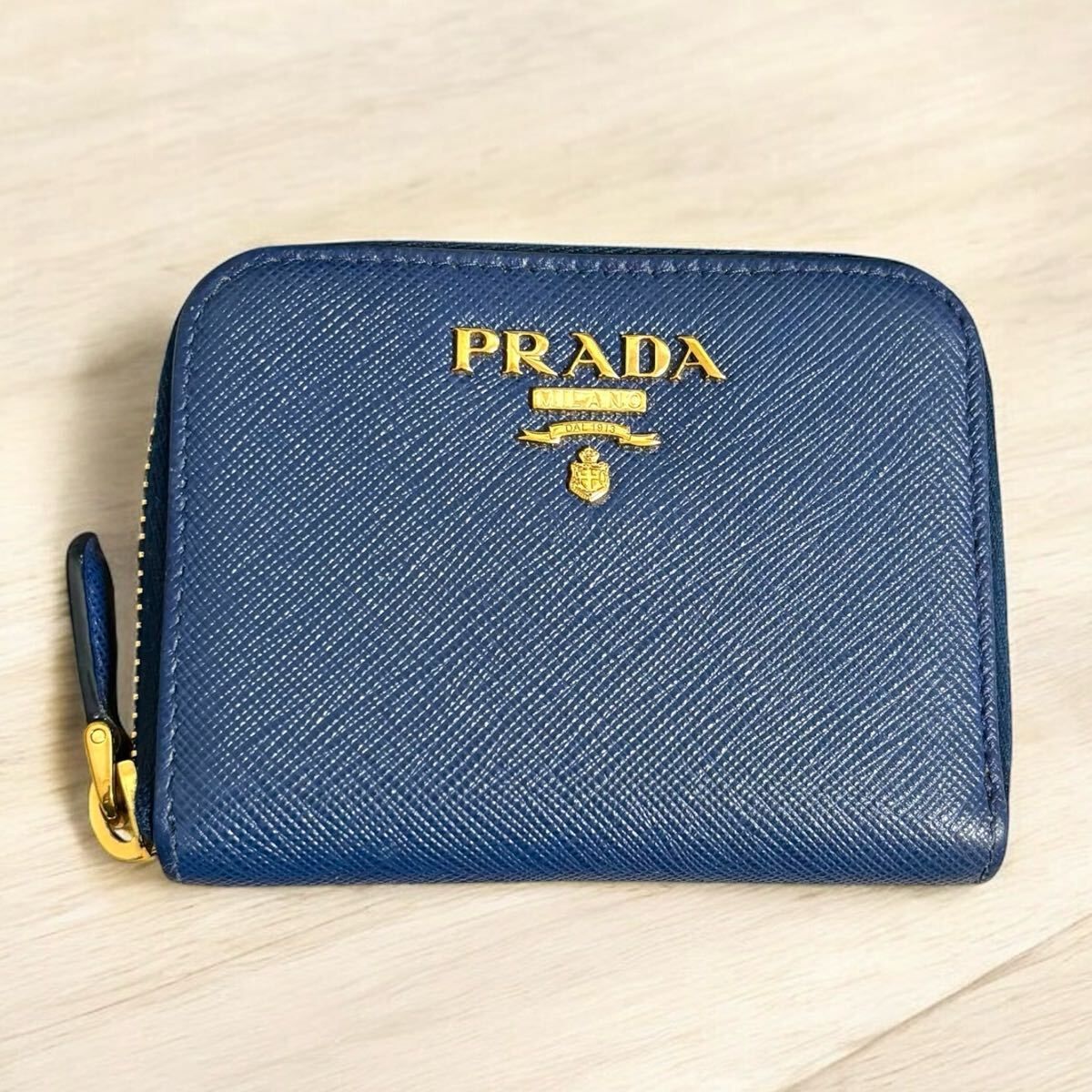 p77　プラダ　コインケース　小銭入れ　ブルー　サフィアーノ