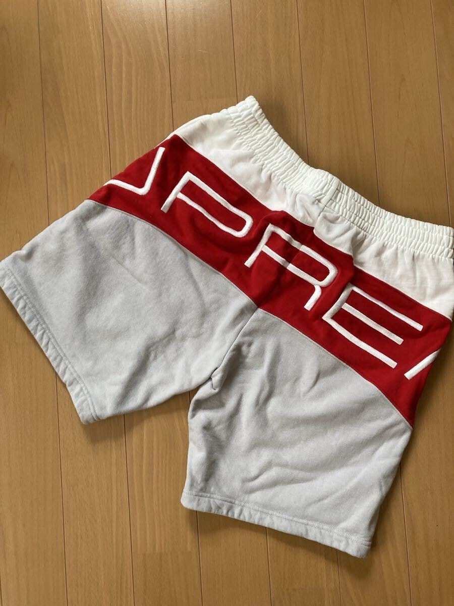 シュプリームハーフパンツMサイズ