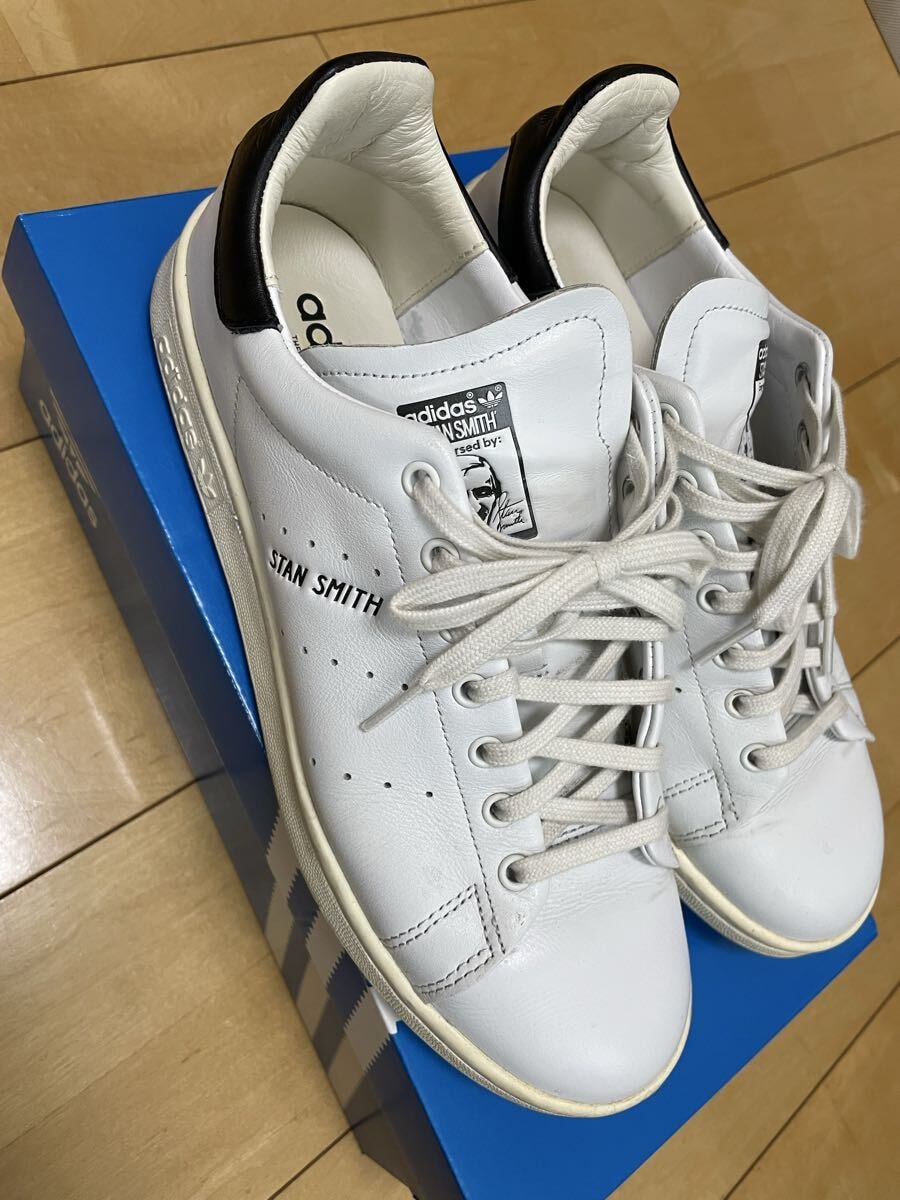 adidas スタンスミス LUX ホワイト