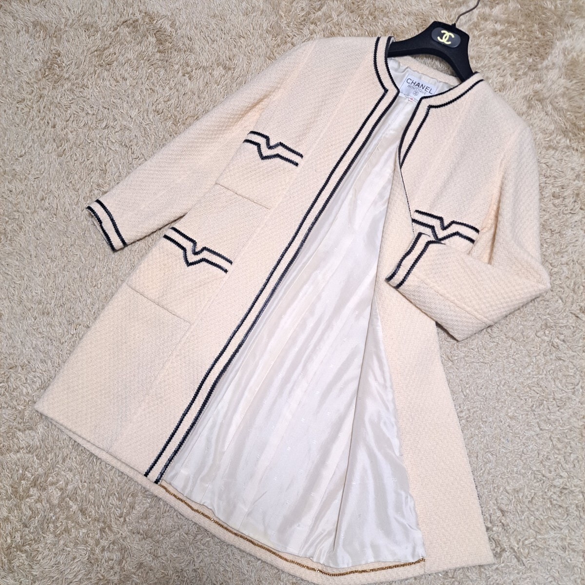 シャネル　CHANEL　ノーカラー　ツイード　コート　サイズ40　ココマーク　アイボリー　チェーン