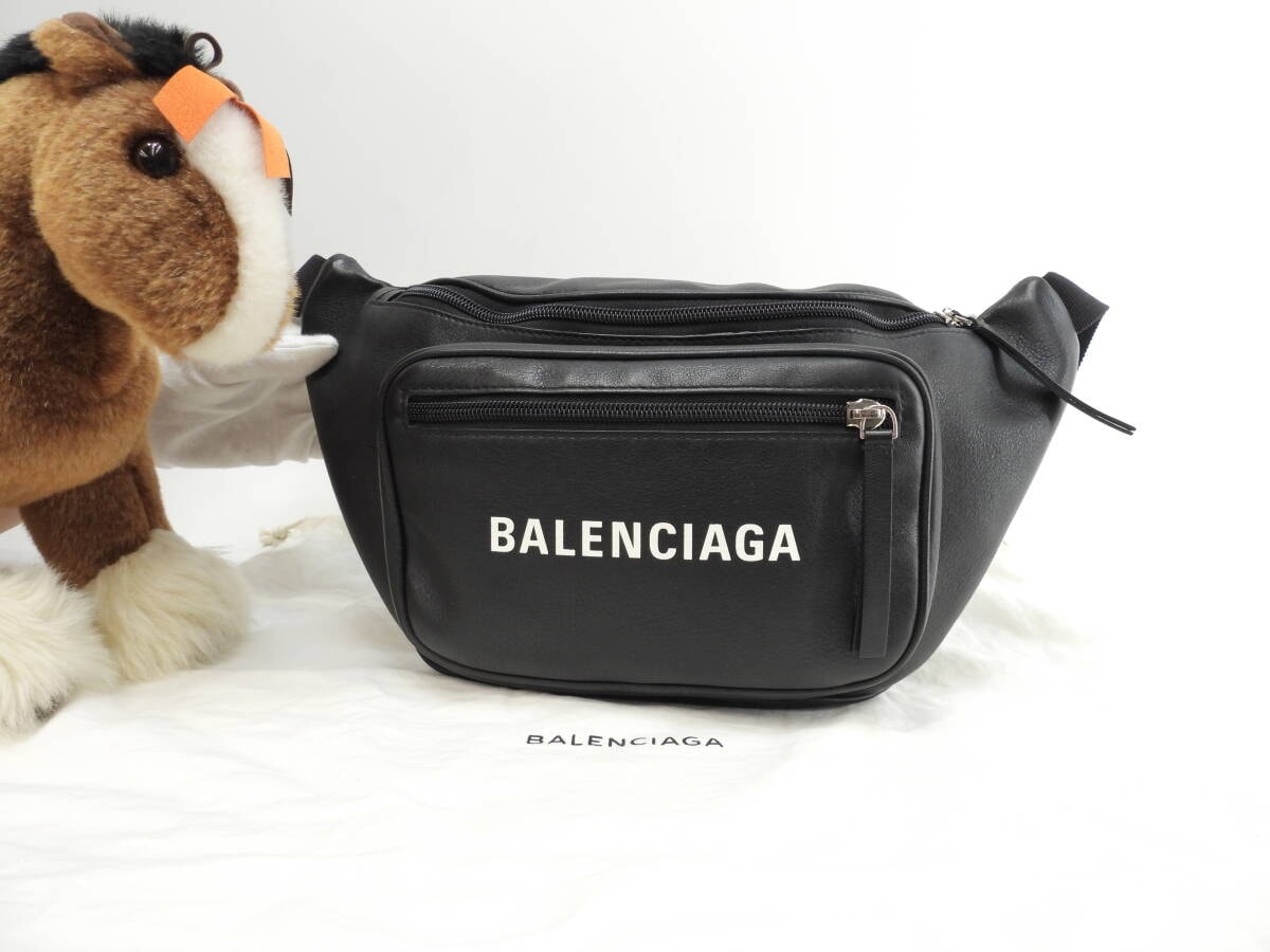 B (目立った傷や汚れなし)】バレンシアガ ベルトバッグ エブリデイ
