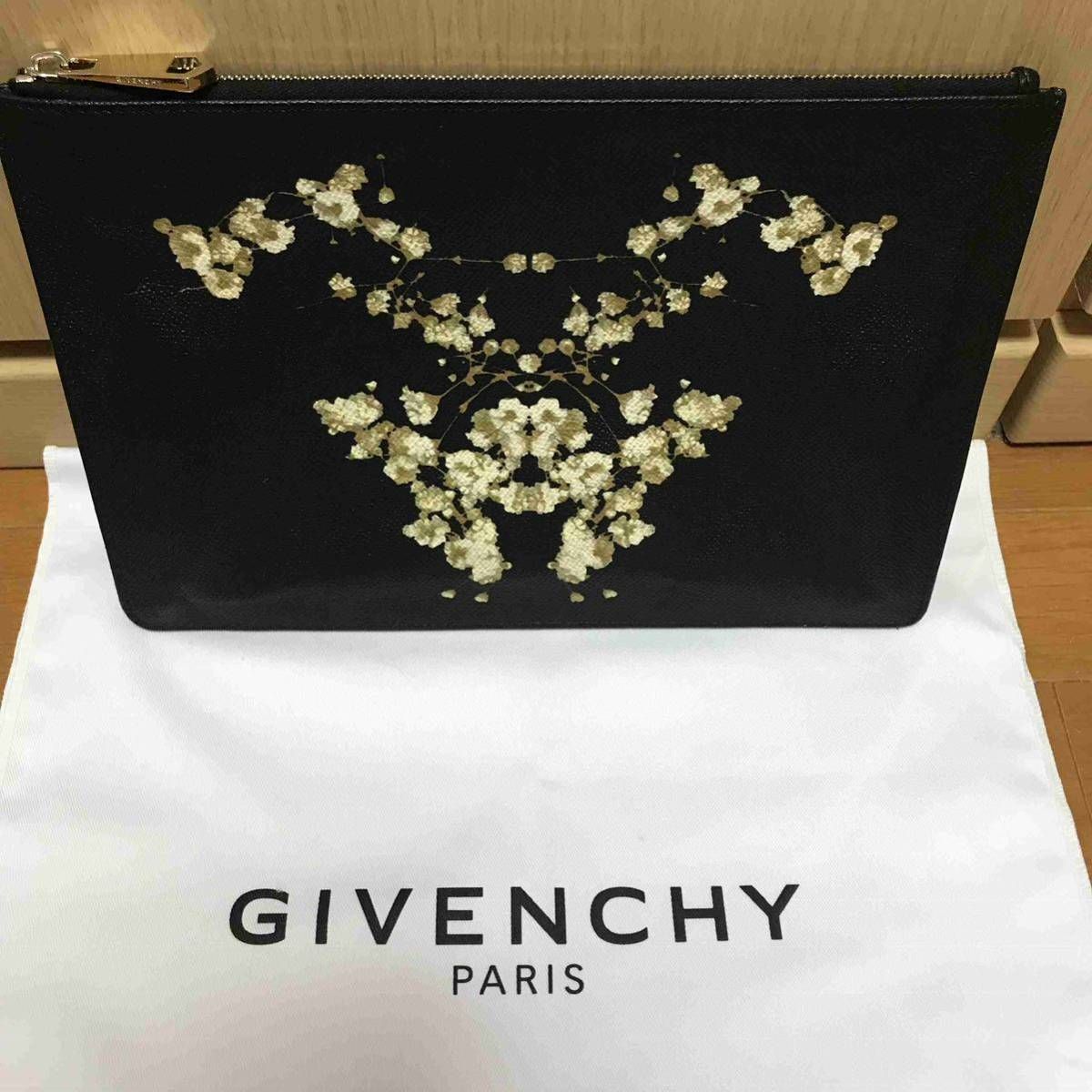 正規 15SS GIVENCHY ジバンシー ジバンシィ かすみ草 PVC レザー クラッチバッグ