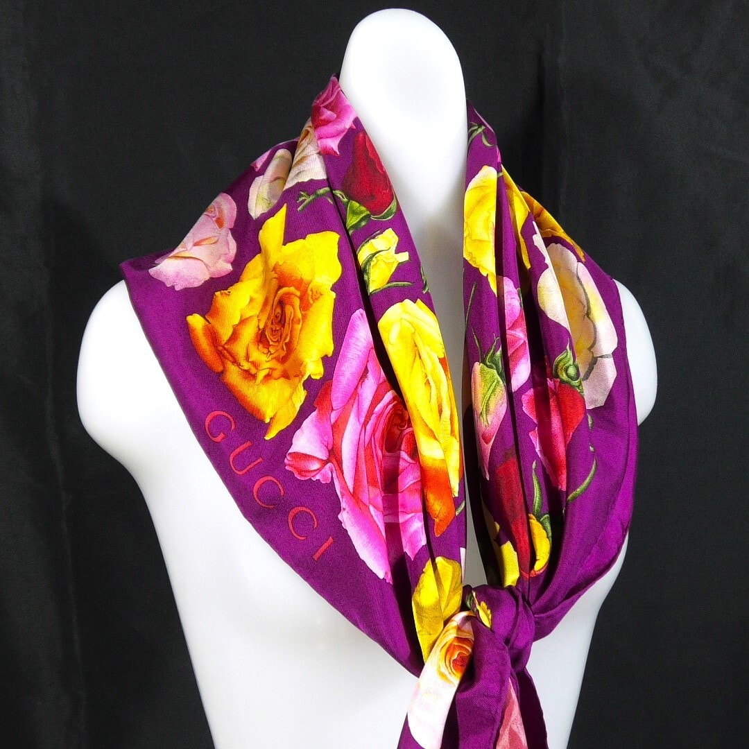 B (目立った傷や汚れなし)】美品 GUCCI グッチ 大判シルクスカーフ