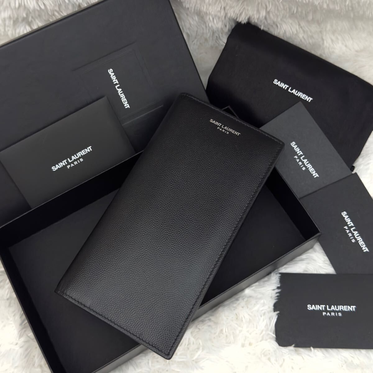 ☆極美品☆SAINT LAURENT サンローラン レザー 長財布 ブラック 二つ折り 付属品完備 