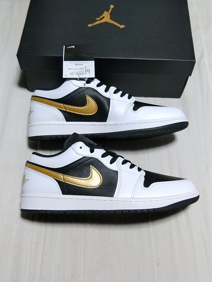 新品箱入 NIKE AIR JORDAN 1 白／黒／金 29㎝ 未使用